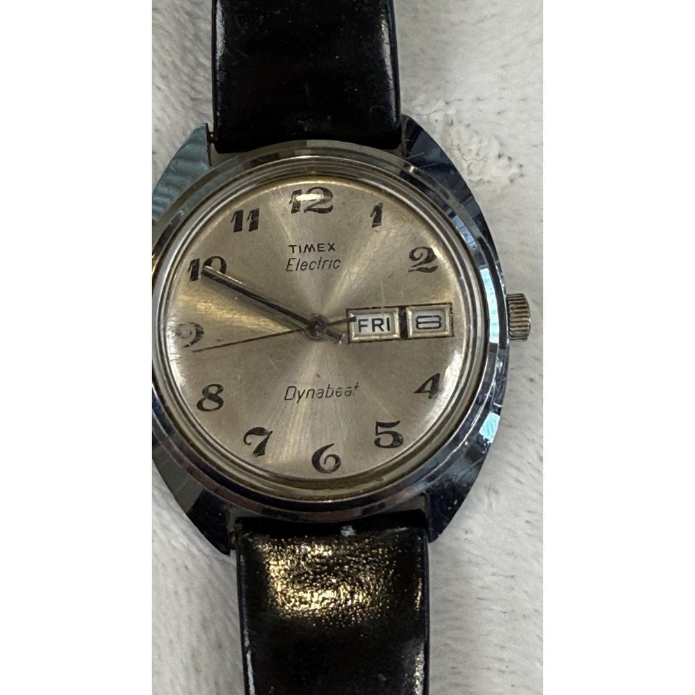 Vintage Timex Electric Dynabeat Watch Day Date Works New Battery As Is